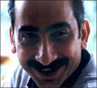 منذر مصري
